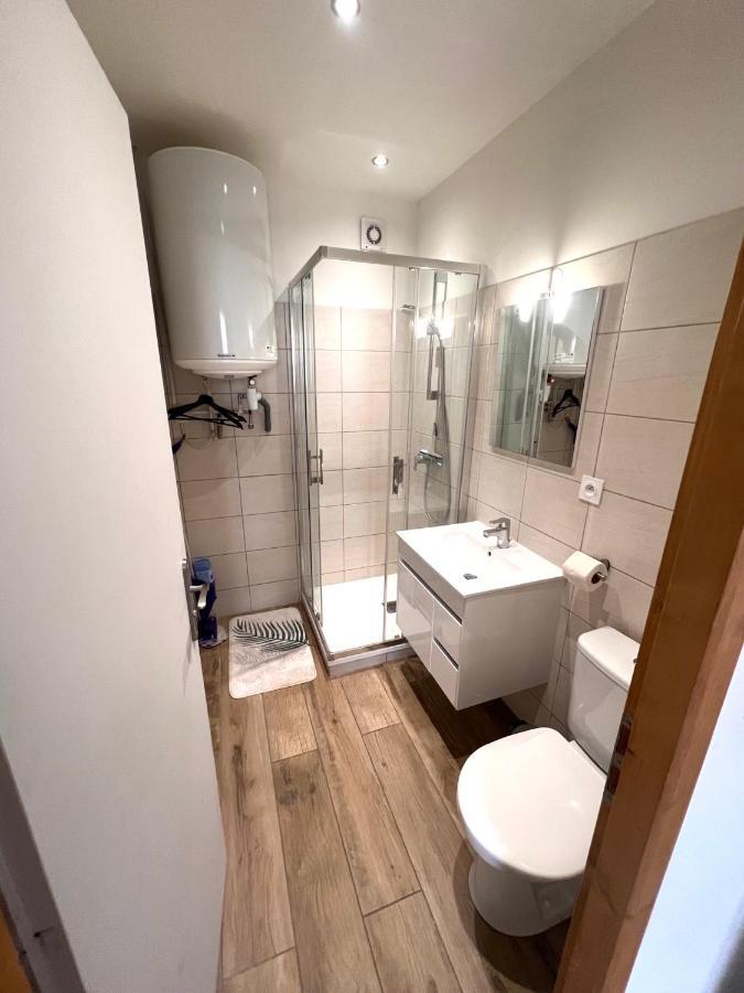 Delille Pere Et Fils Apartman Albertville Kültér fotó