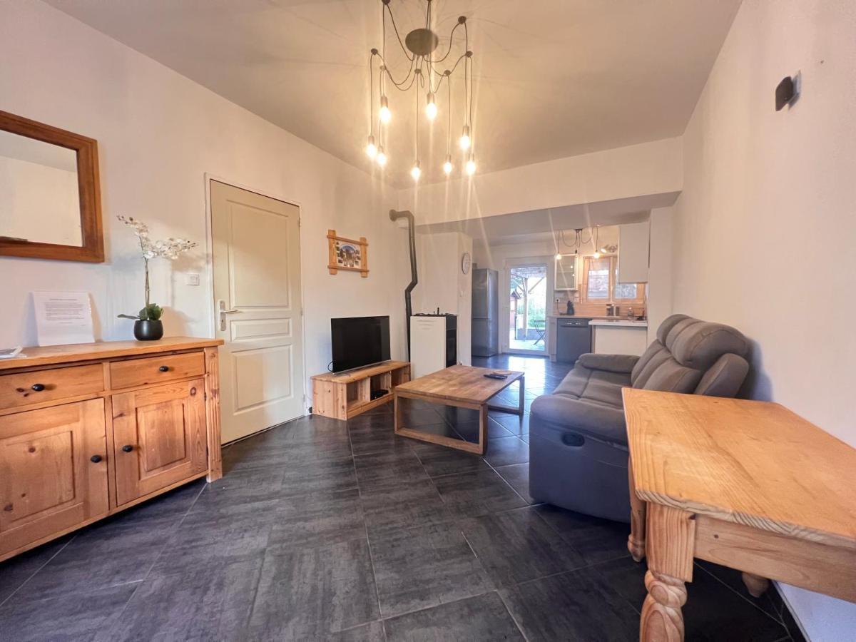 Delille Pere Et Fils Apartman Albertville Kültér fotó